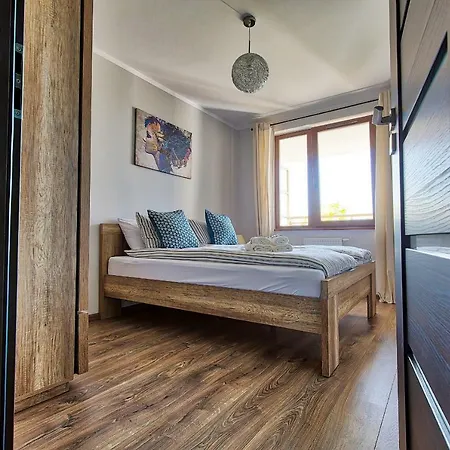 Apartment Lazuryt *